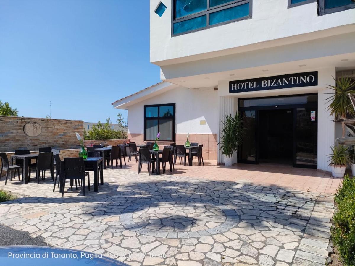 Hotel Bizantino Massafra Exterior photo